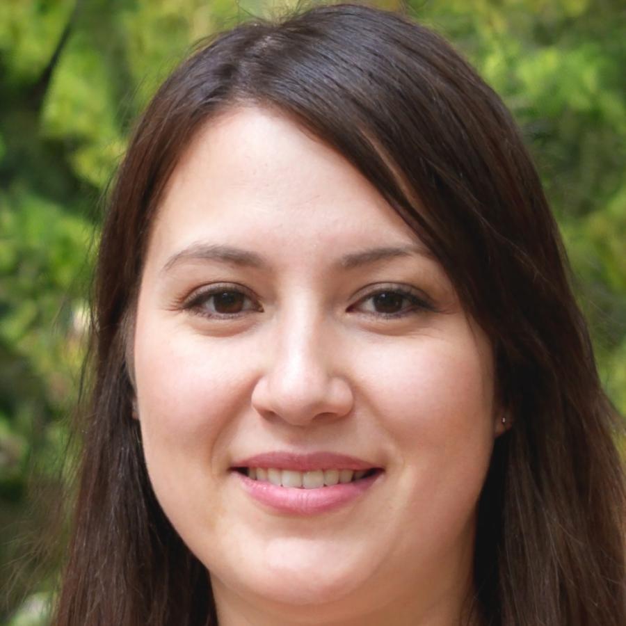 Портрет преподавателя личных финансов Лисбет Холм